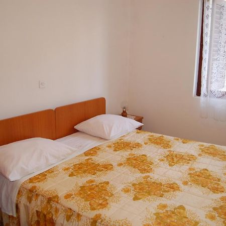 Apartments Villa Angela Krk Town Δωμάτιο φωτογραφία