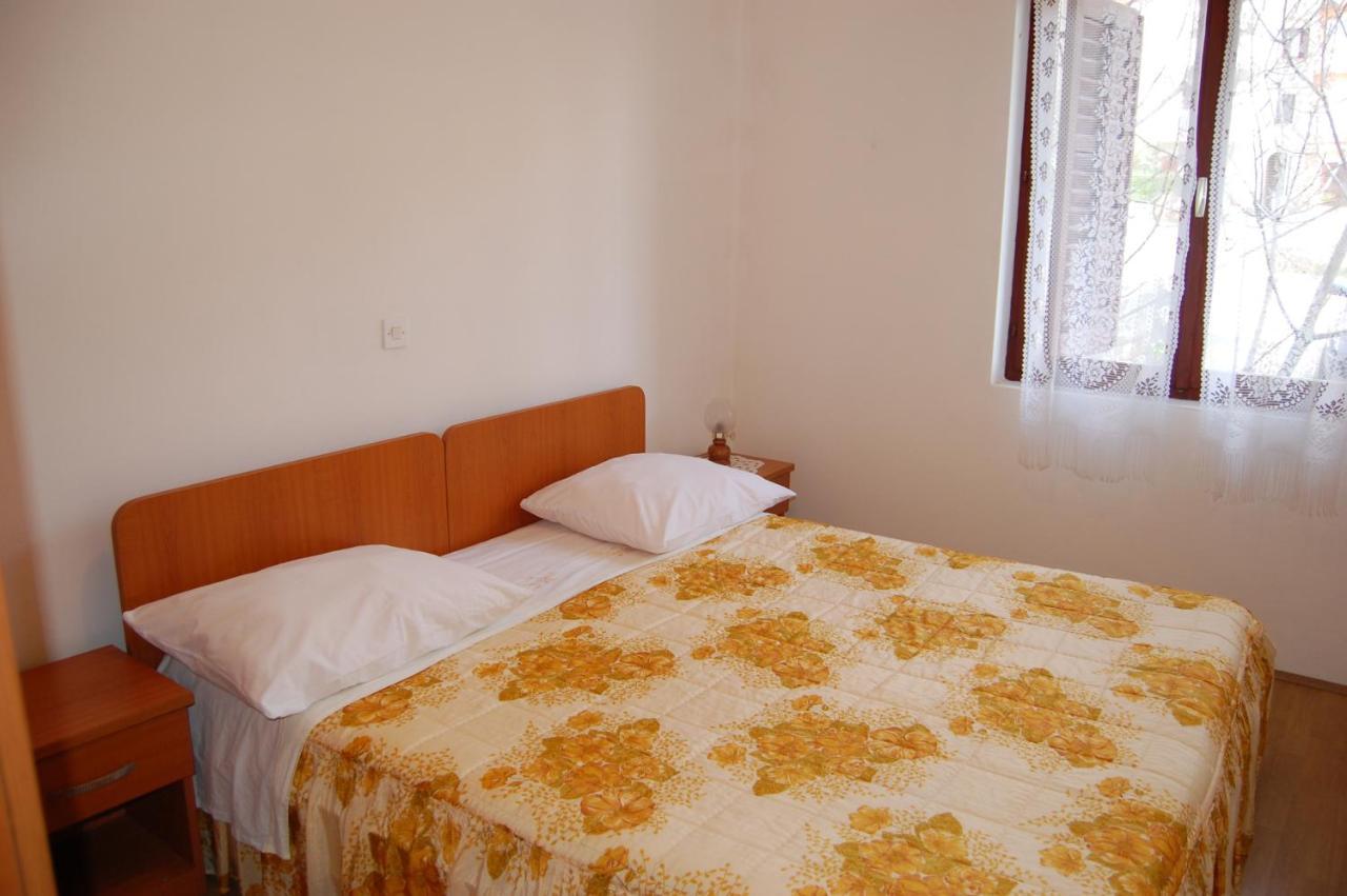 Apartments Villa Angela Krk Town Δωμάτιο φωτογραφία