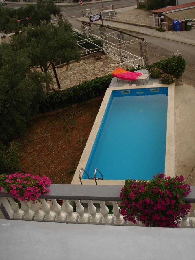 Apartments Villa Angela Krk Town Δωμάτιο φωτογραφία