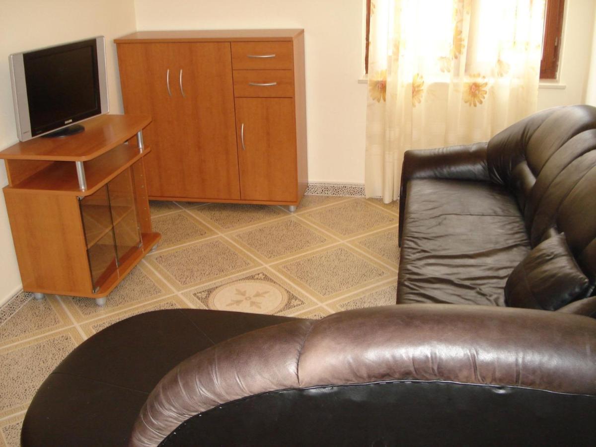 Apartments Villa Angela Krk Town Δωμάτιο φωτογραφία