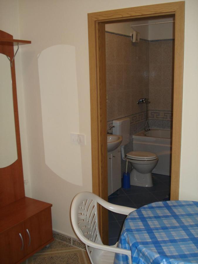 Apartments Villa Angela Krk Town Δωμάτιο φωτογραφία
